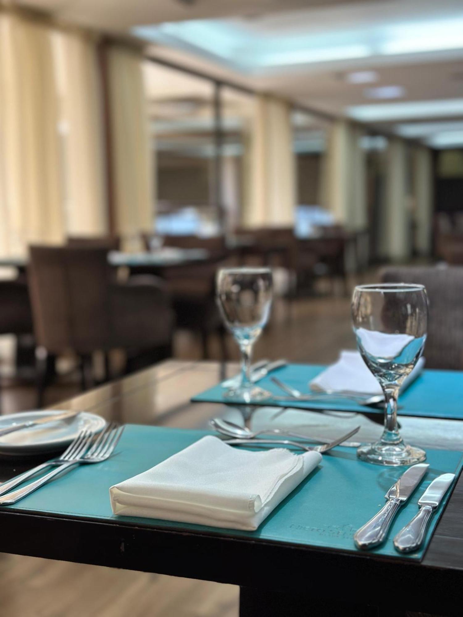 Howard Johnson Hotel & Casino Formosa Ngoại thất bức ảnh