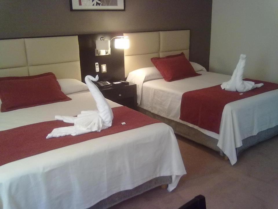 Howard Johnson Hotel & Casino Formosa Ngoại thất bức ảnh